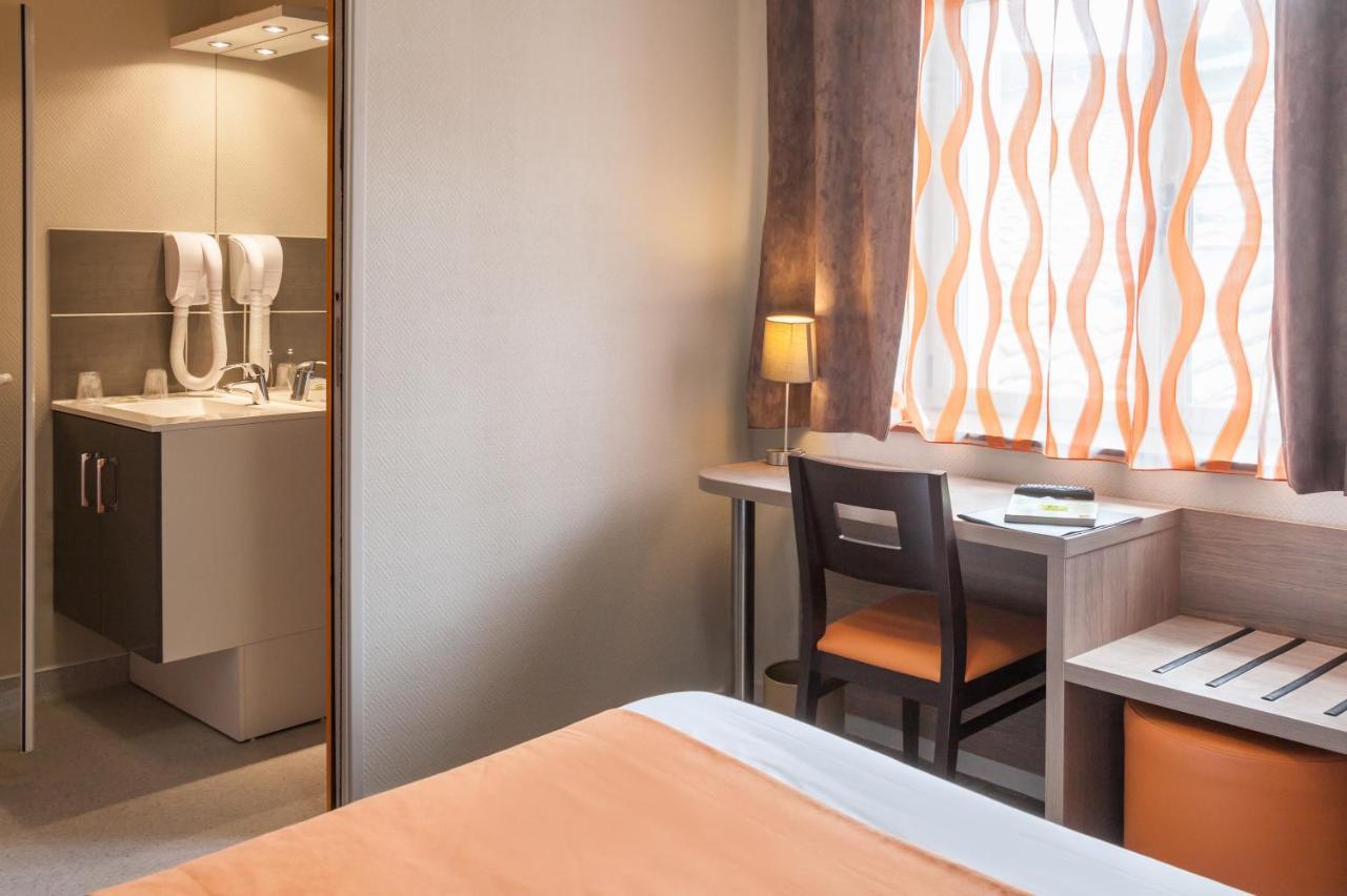 Logis Hotel Les Voyageurs Lezoux Екстер'єр фото